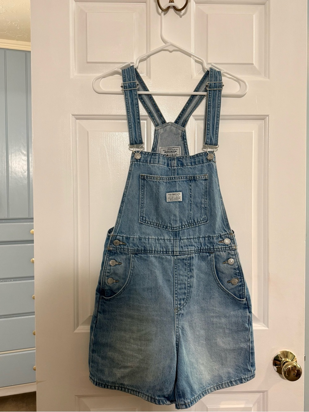 Women’s Levi’s Short Overalls XS